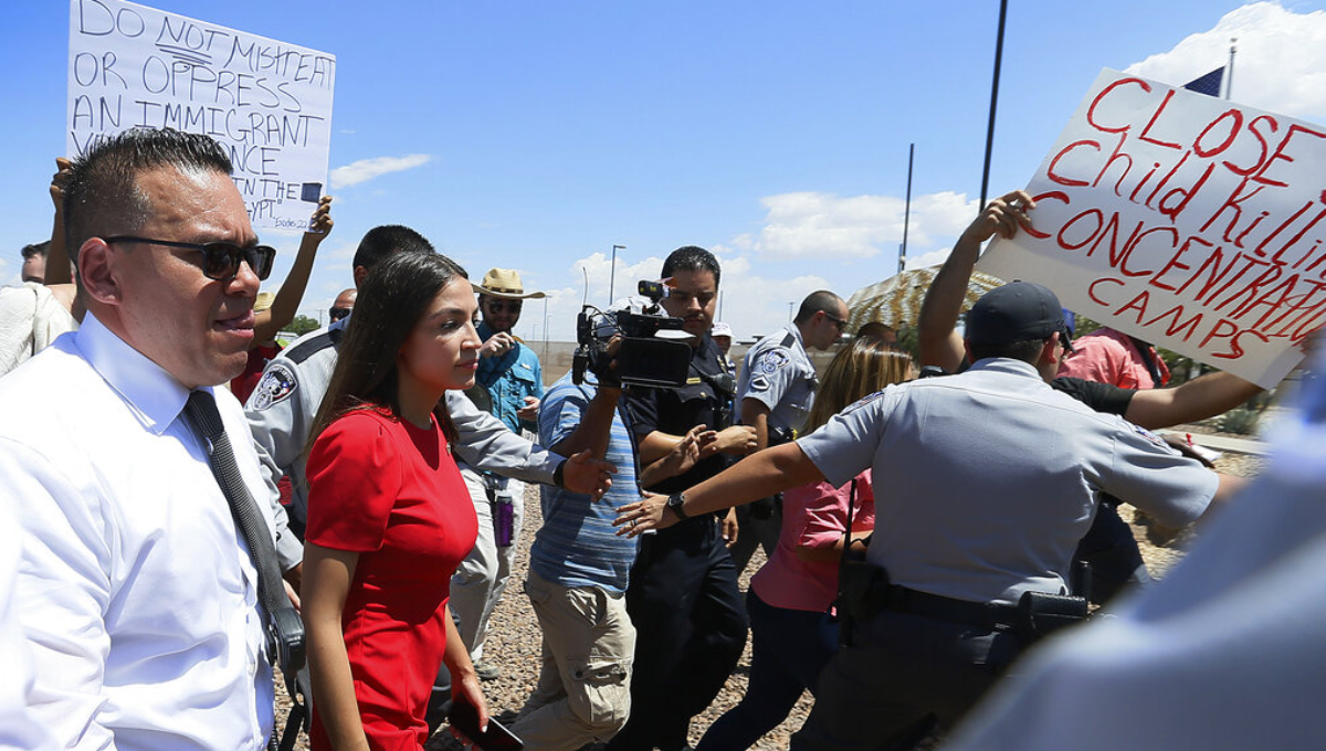 Facebook posts put Border Patrol on defensive at rough time