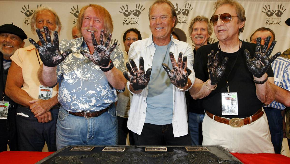 Drummer Hal Blaine, played on hits of Sinatra, Elvis, dies