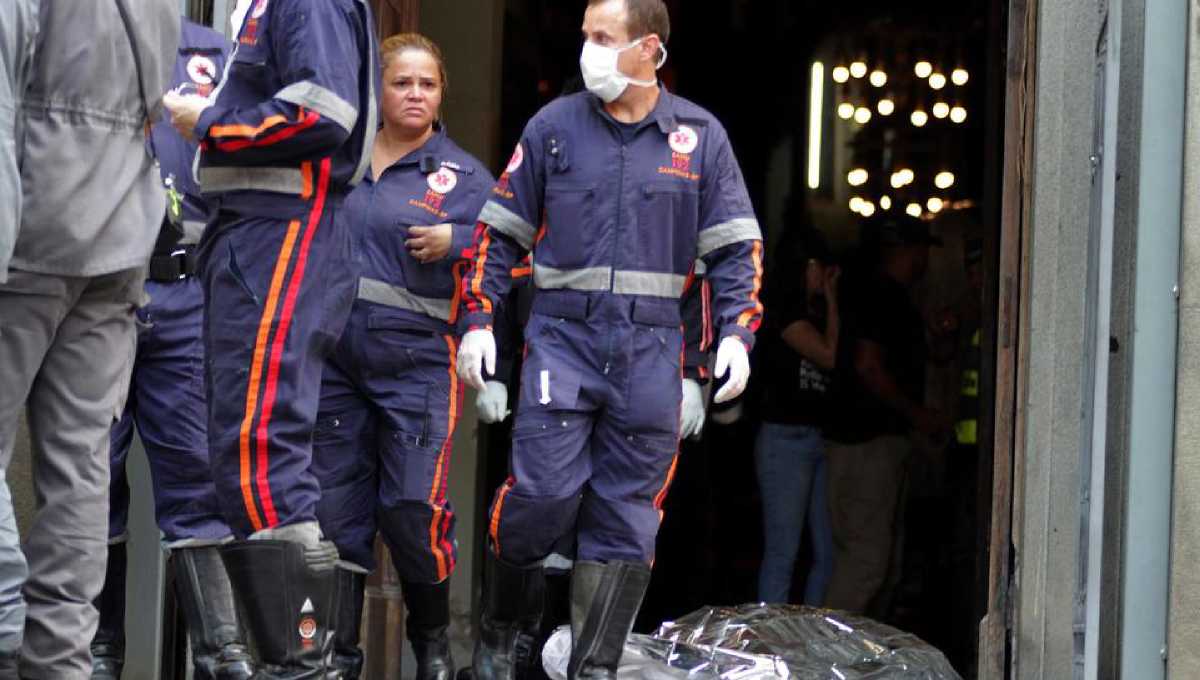 Gunman kills 4, then himself, after Mass at Brazil cathedral