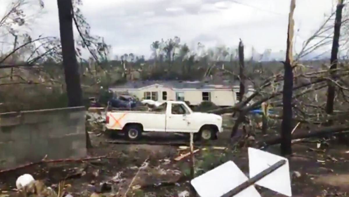 Death toll rises to 22 as tornadoes, severe storms hit South