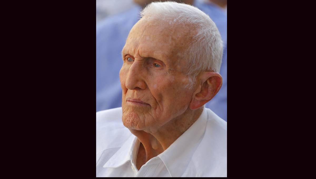 Ex-Cuban vice president, Bay of Pigs commander, dies at 95