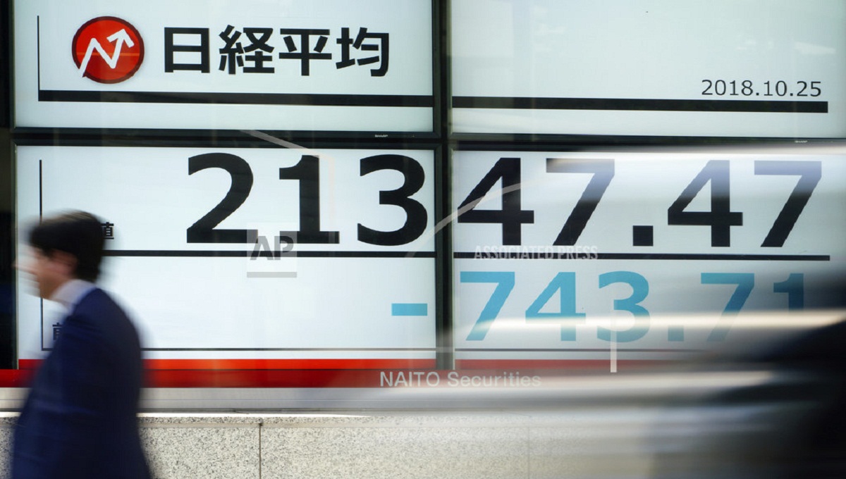 European shares mixed after sharp drops in Asia, US