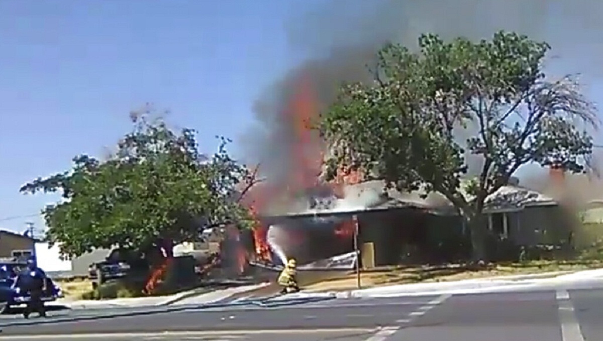 Aftershocks following Southern California earthquake