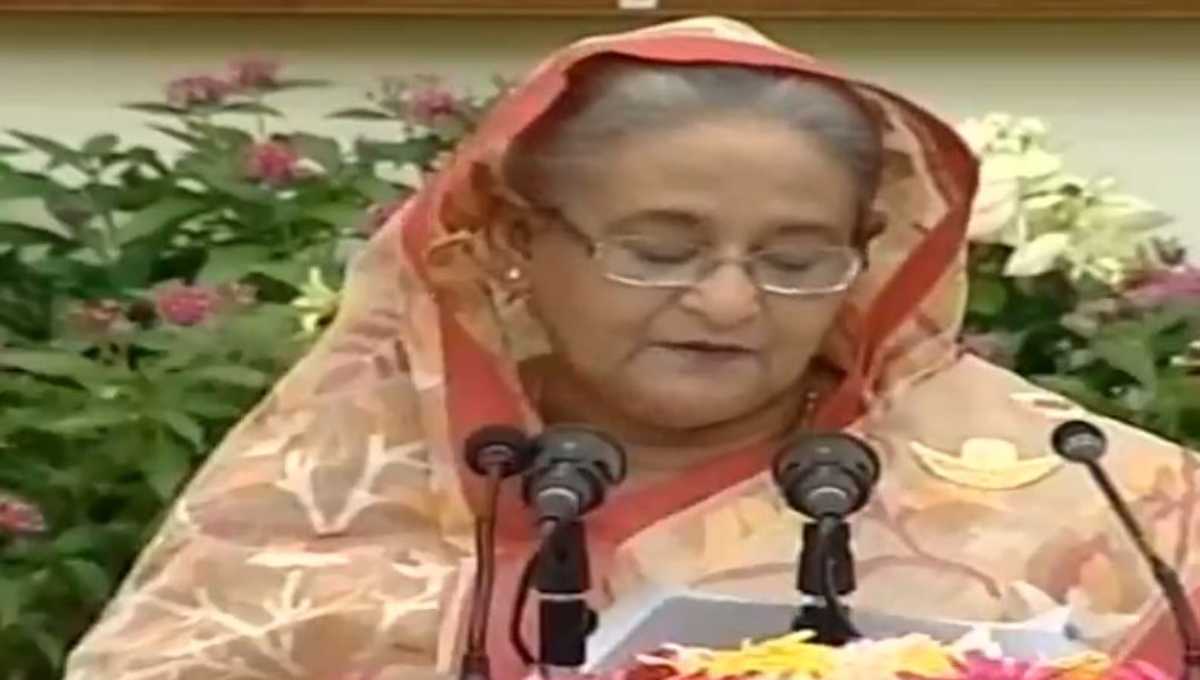 PM briefing media about UN trip  